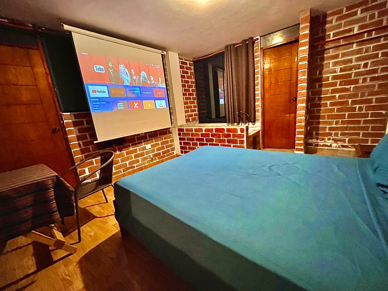Habitaciones para familias o amigos + exterior - 15 prs.